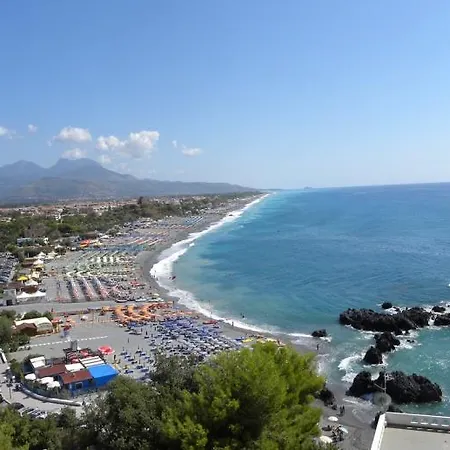 Apartment Scalea شقة