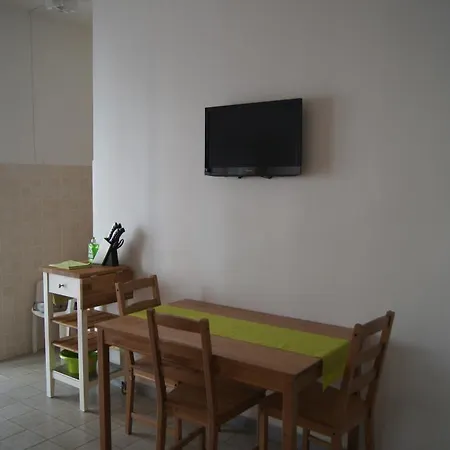 Apartment Scalea شقة *